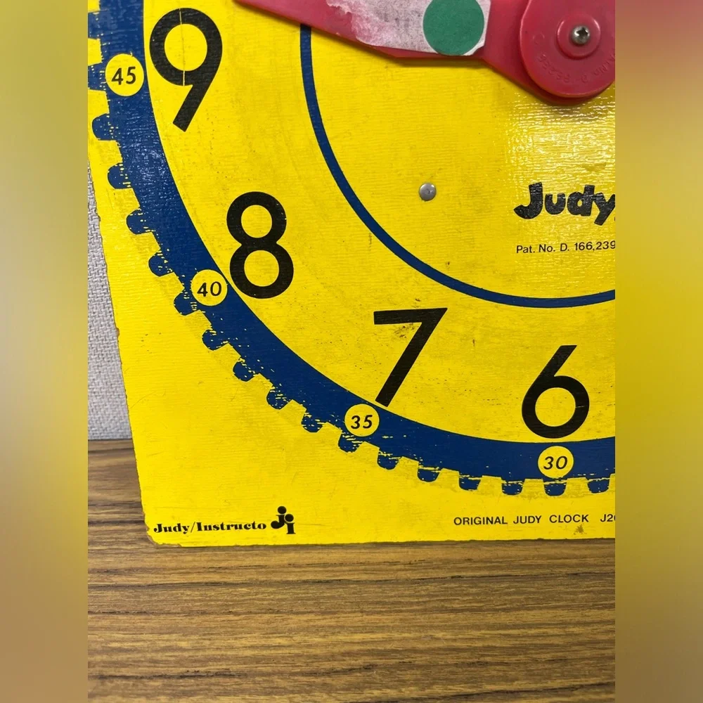 vintage original Judy clock j209040